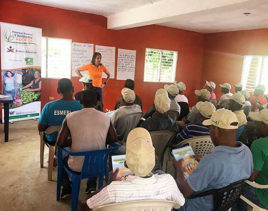 Realizamos el Taller de Educación Financiera Rural en la provincia de Baní